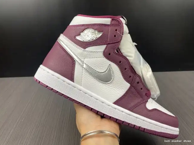 Cheap LUCY 1 Bordeaux 555088-611 Jordan Air High OG 0521